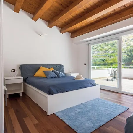 Vila Quirat By Interhome Terrasini