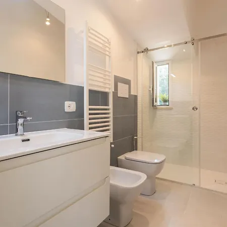 Quirat By Interhome Terrasini