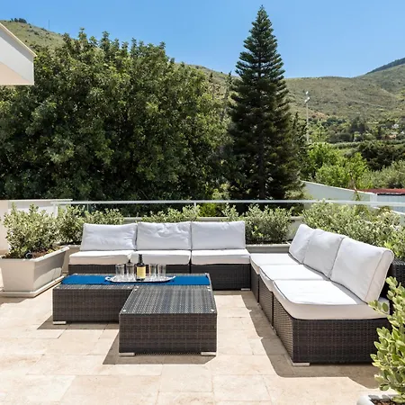 Quirat By Interhome Vila