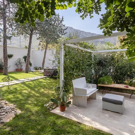 Quirat By Interhome Terrasini